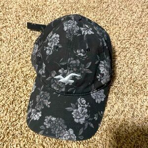 Hollister Black/Gray Dad hat